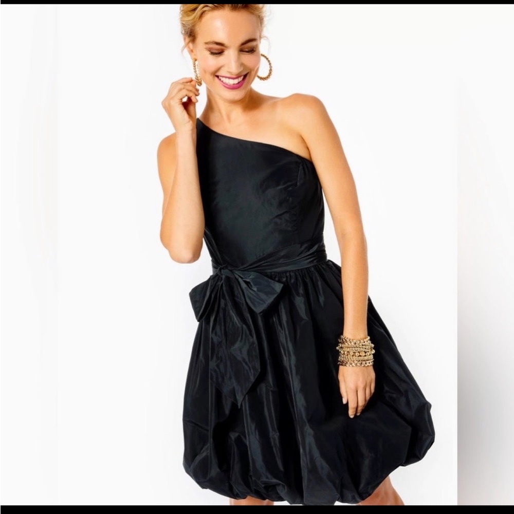 NWT Lilly Pulitzer Sondralee one shoulder black dress! Never worn!